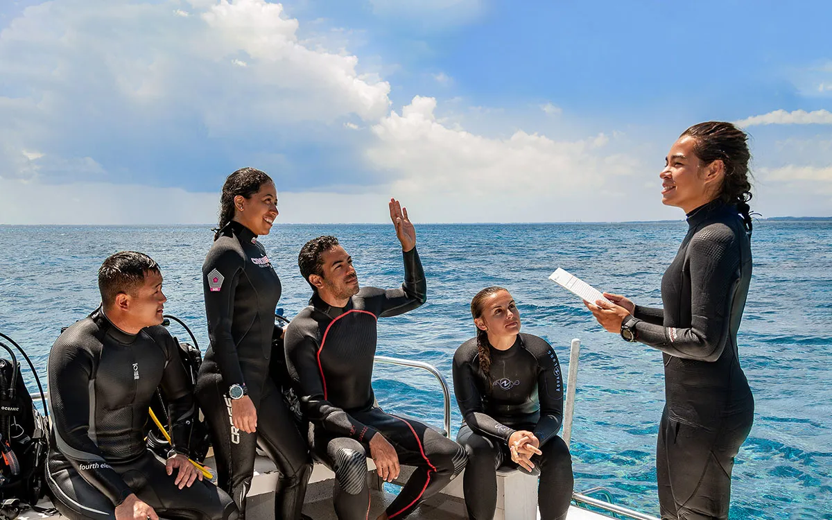 Divemaster training scene