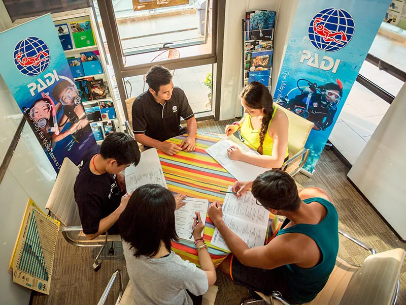 Divemaster theory study