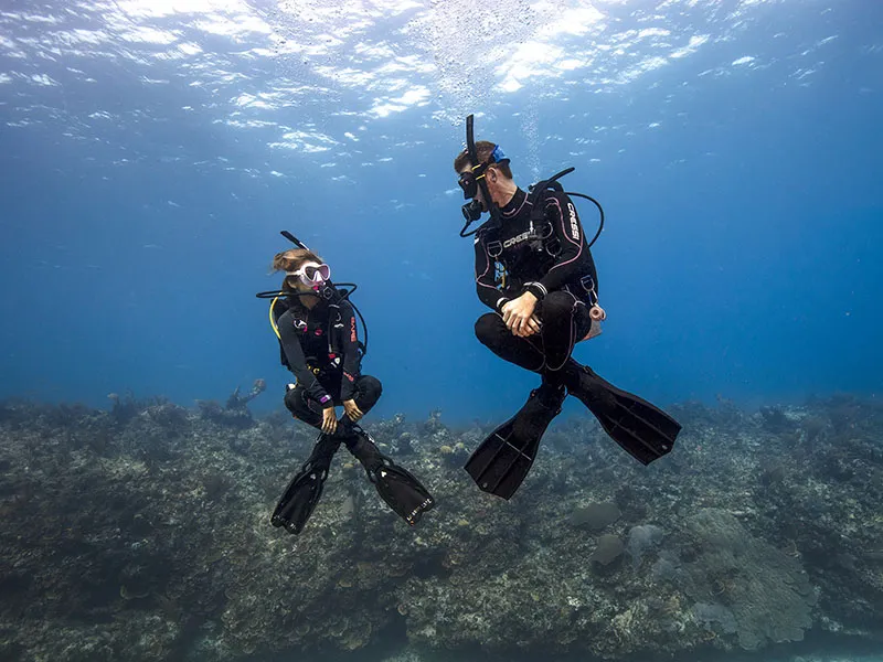 Neutral buoyancy and breathing practice
