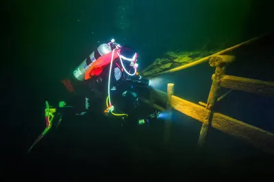 underwater-ruins-Qiandao-Lake-Sunken_City_023