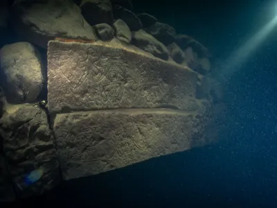 underwater-ruins-Qiandao-Lake-Sunken_City_044
